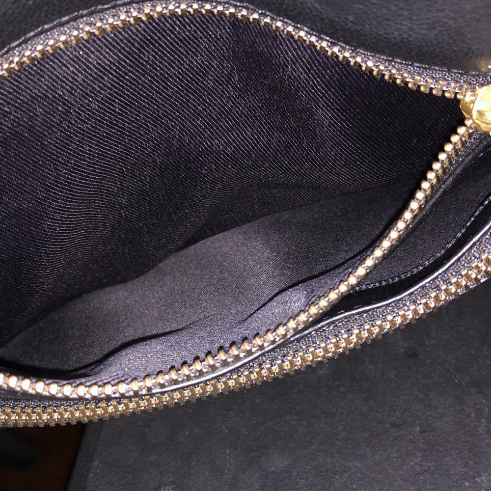 Great American LeatherWorks Leather Crossbody Bag - Picture 10 of 11